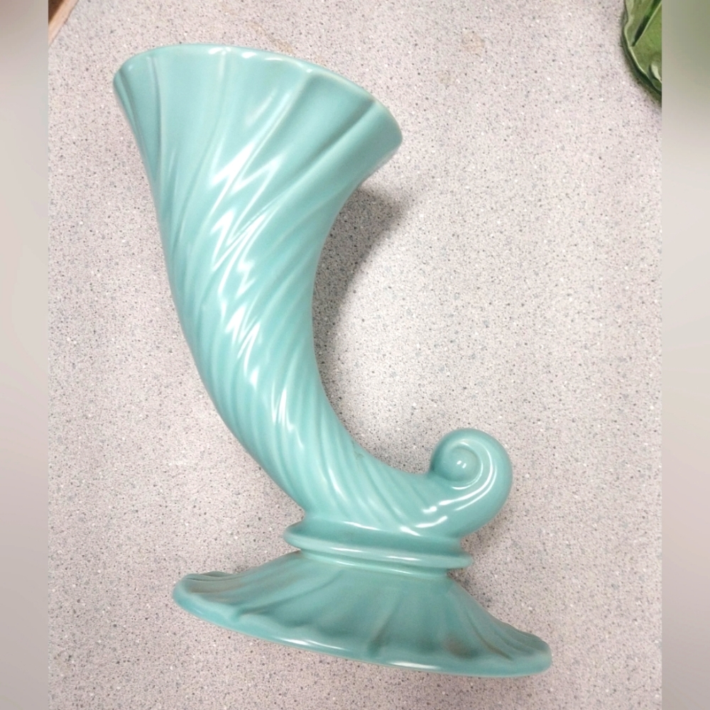 Vintage Haeger Pottery blue cornucopia vase.